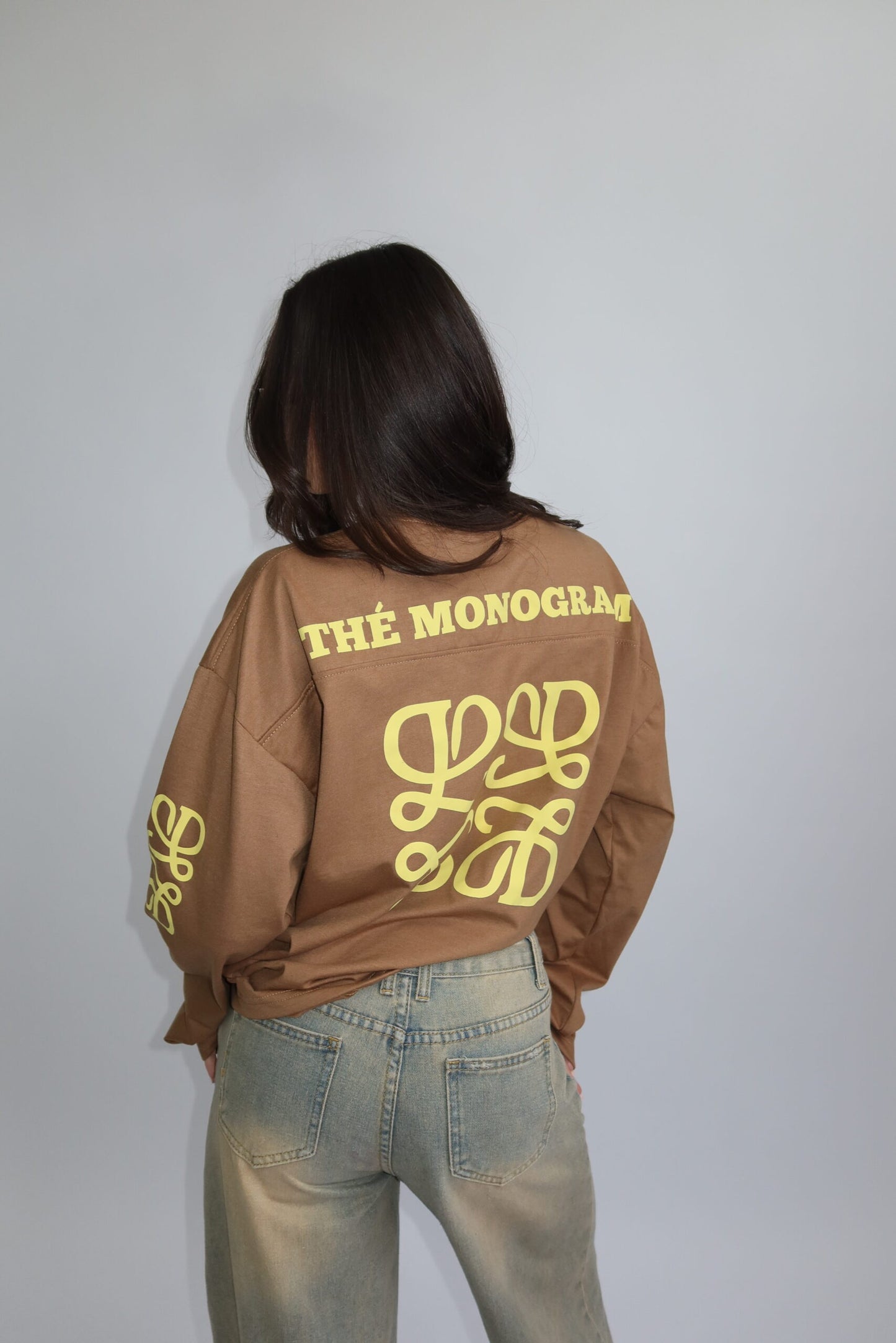 The Monogram Longsleeve - Camel