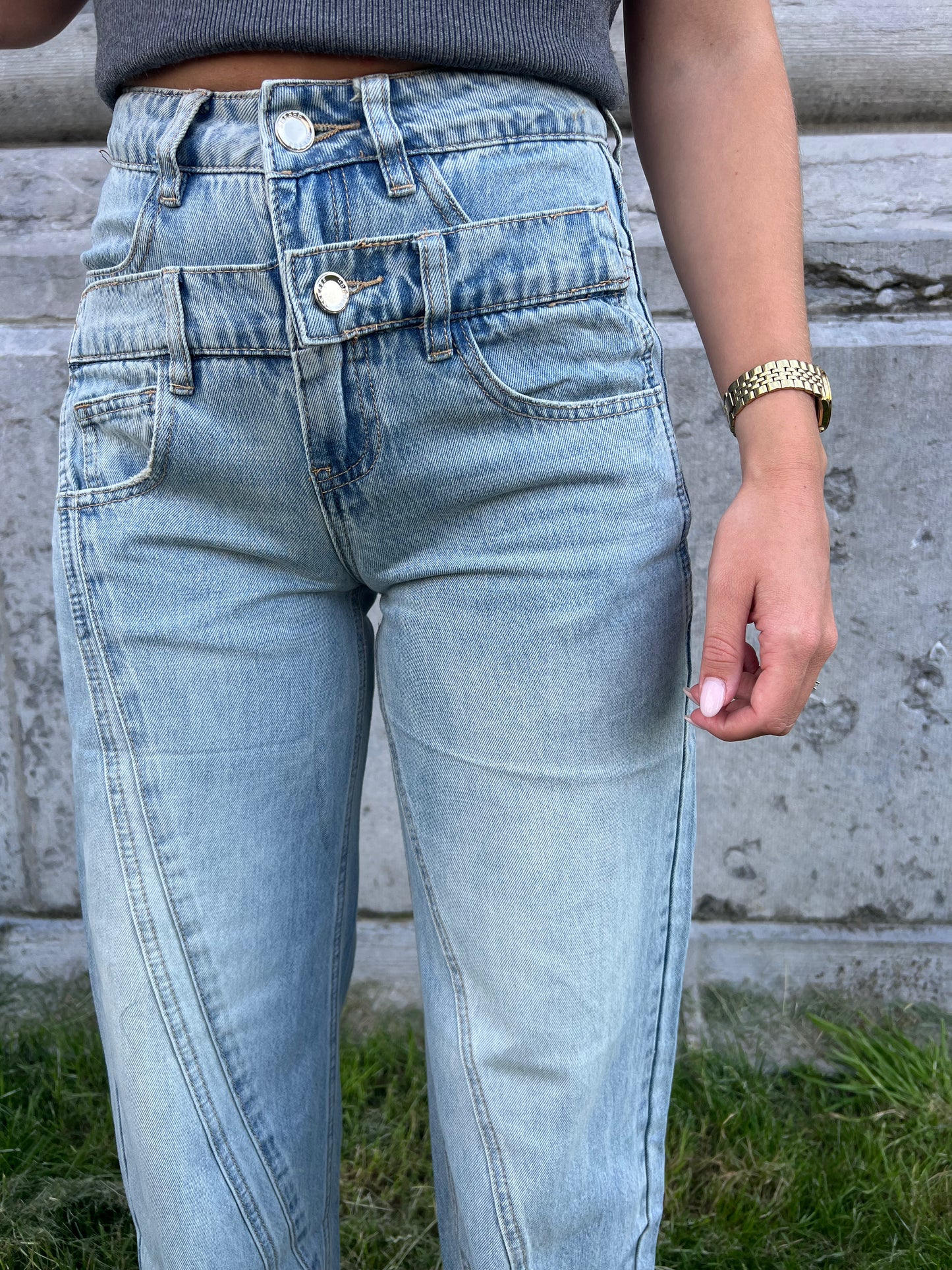 Noemi Jeans