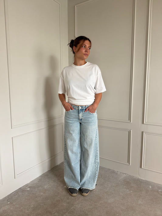 Straight Leg Jeans - Vintage Blue