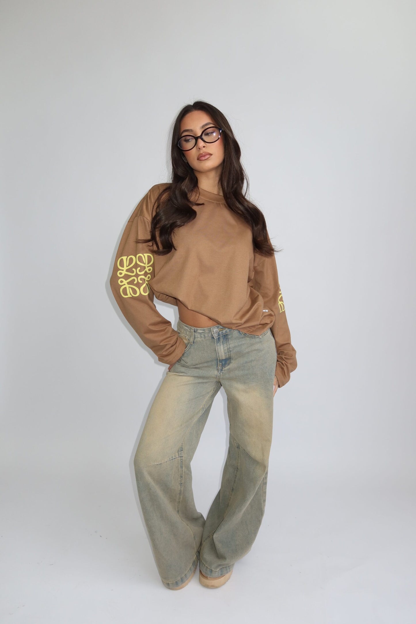 The Monogram Longsleeve - Camel