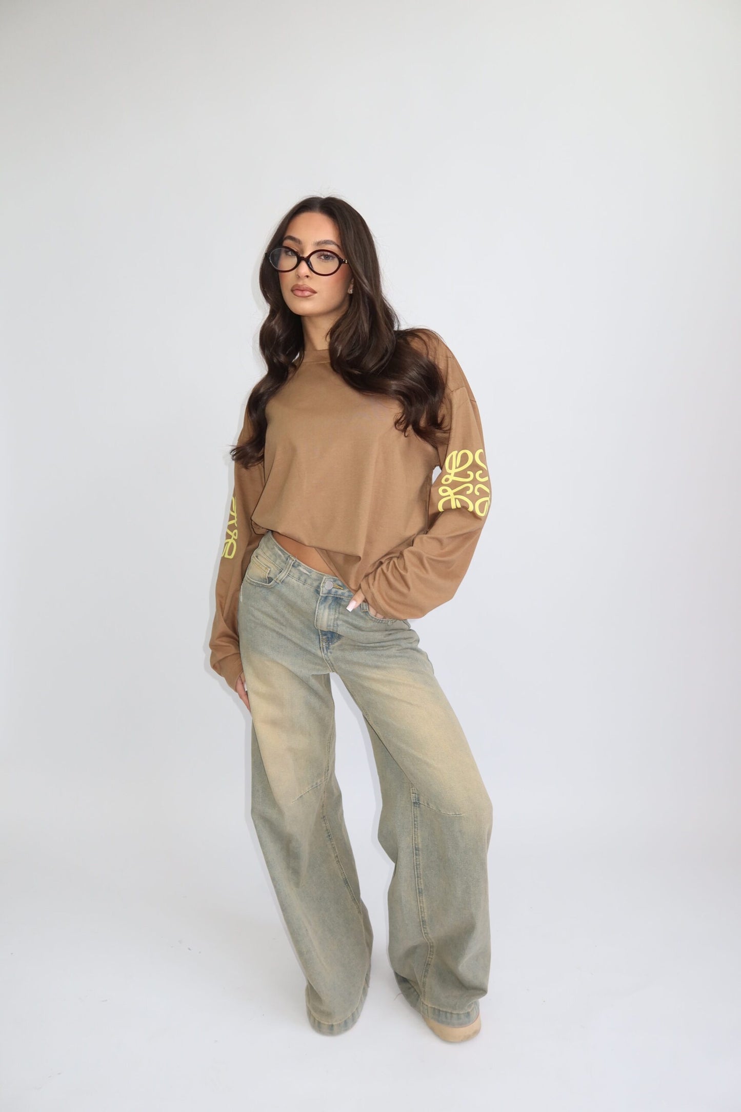 The Monogram Longsleeve - Camel