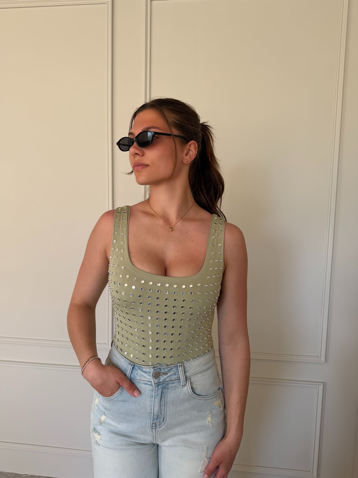 Studs Body - Green