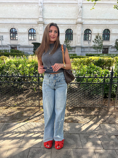Noemi Jeans