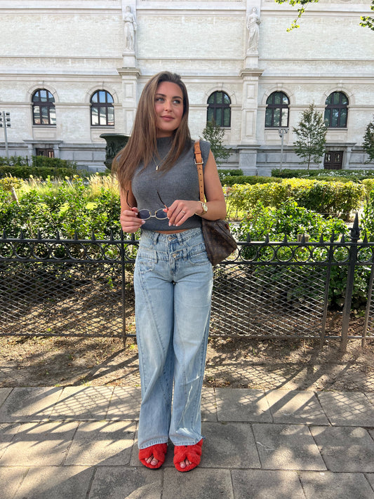 Noemi Jeans